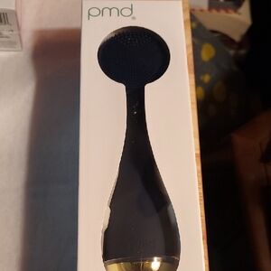 🖤🖤PMD Clean Smart Facial Cleansing Skincare Device SEALED